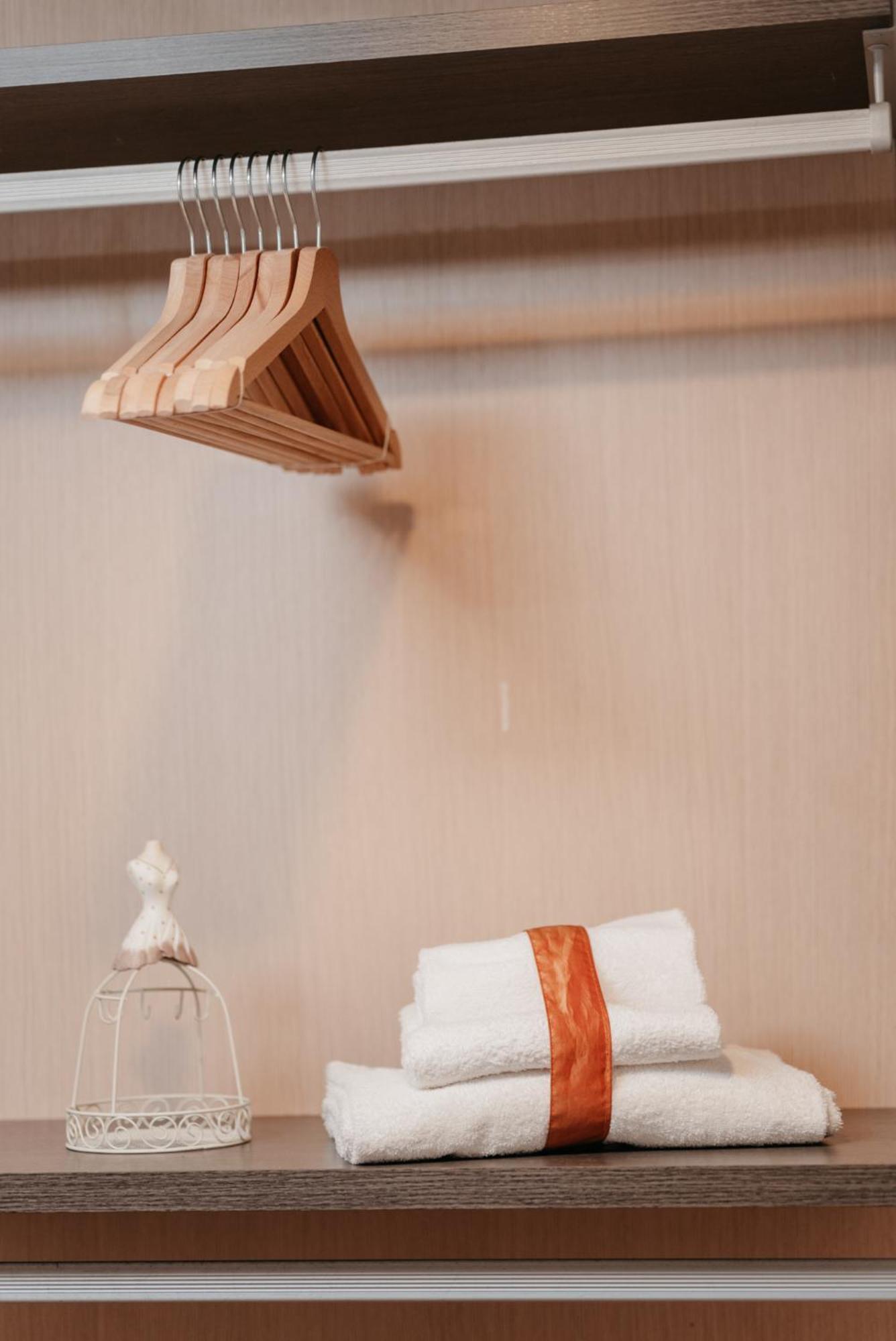 La Casa Dell' Avvocato - Centro Apartment Наполи Екстериор снимка